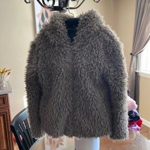 Love Spray furry coat